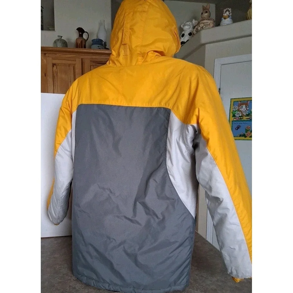 Columbia Sportswear Company Size‎ 18/20 Used but in good condition.